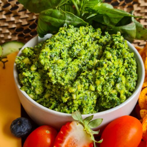 Kael Basil & Cashew Dip